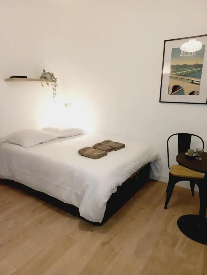 Апартаменти Le 29 Cuty, Wifi, A 3Min De La Gare Sncf Ажен Екстер'єр фото