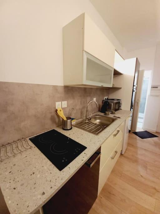 Апартаменти Le 29 Cuty, Wifi, A 3Min De La Gare Sncf Ажен Екстер'єр фото